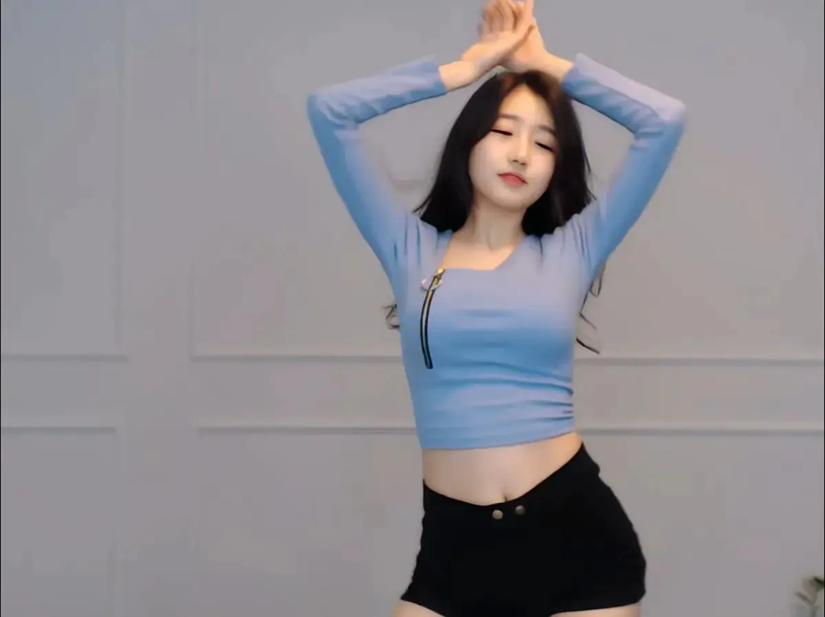 《onlyfans每日大赛》徐雅终极剪辑完整版 - onlyfans每日大赛在线抢先看无删减 - 抖音爆款徐雅8月加长版高能瞬间 - onlyfans每日大赛免费在线观看高清资源