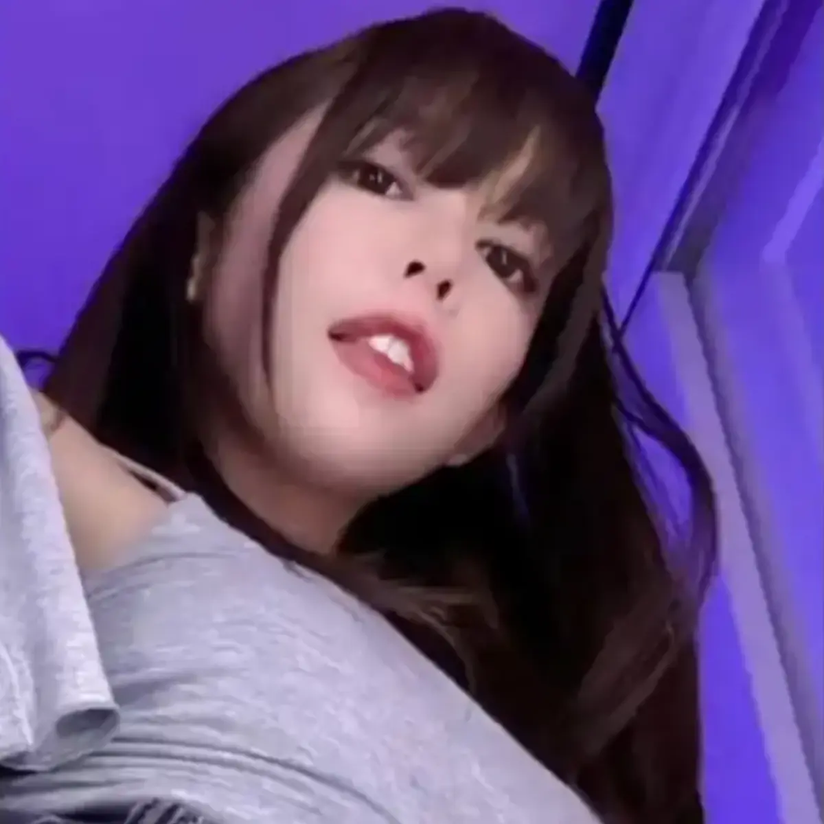 《绯红小猫KittyKum》全集高清1080P在线观看-无删减完整版蓝光免费播放-绯红小猫KittyKum系列合集资源下载-VS影视