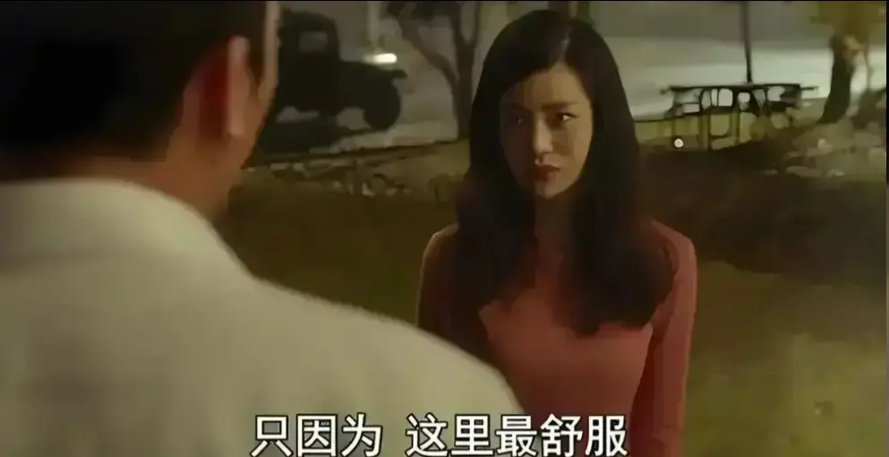 《骑骑上司妻》全集高清播放-韩国禁忌伦理片职场婚姻欲望沉沦-《骑骑上司妻》无广告在线观看网盘资源下载