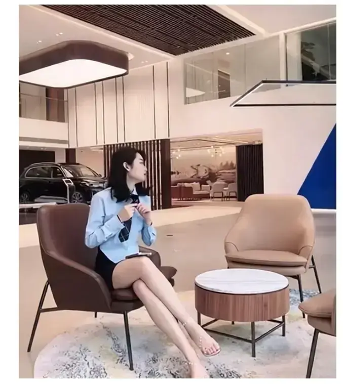 佳木斯新玛特迪桑特女销售事件完整现场视频在线观看-迪桑特导购事件全网震惊免费播放-后续结果意想不到