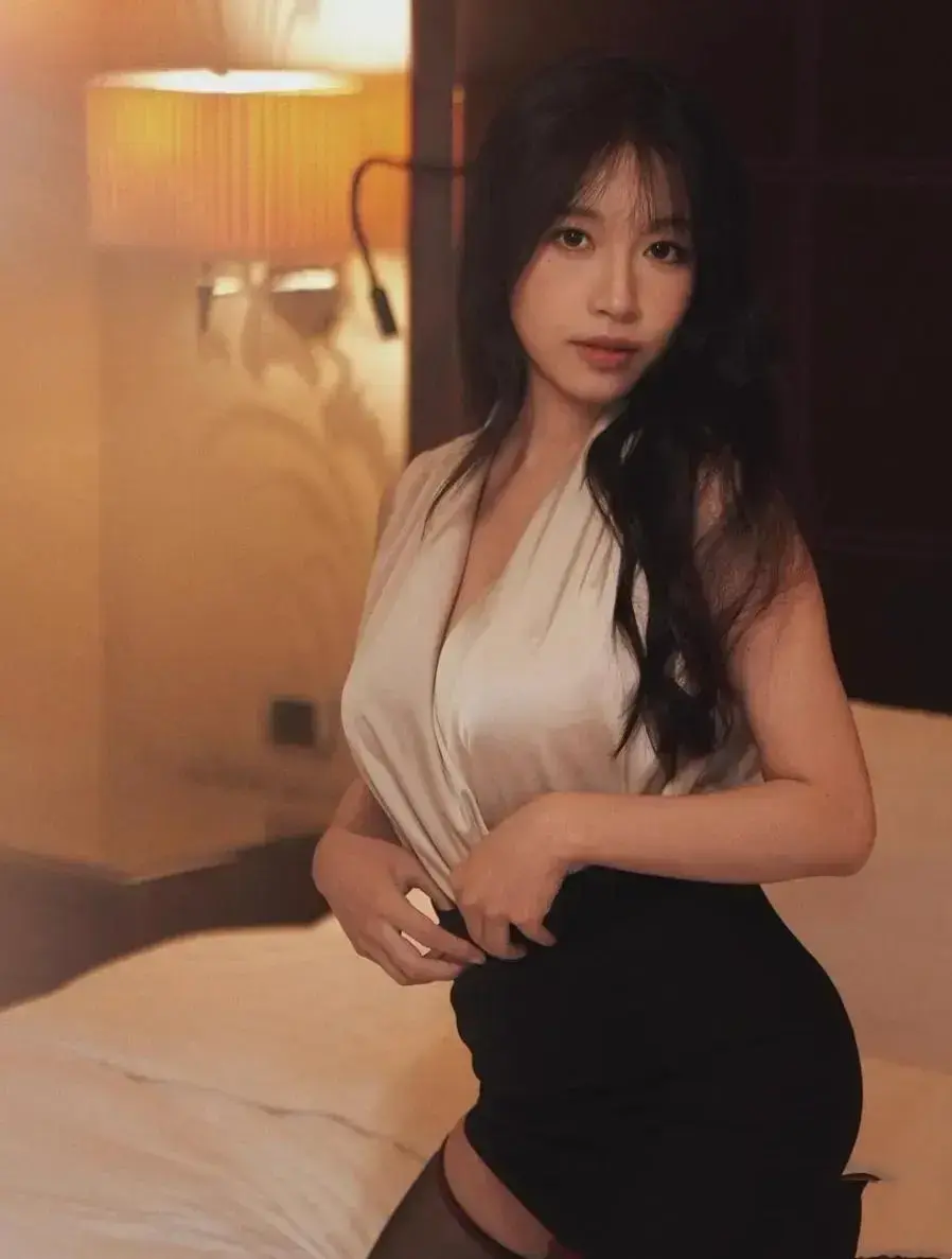 《小凤新婚》全集完整版在线观看-免登录无弹窗极速秒存-小凤新婚高清直链免费放送