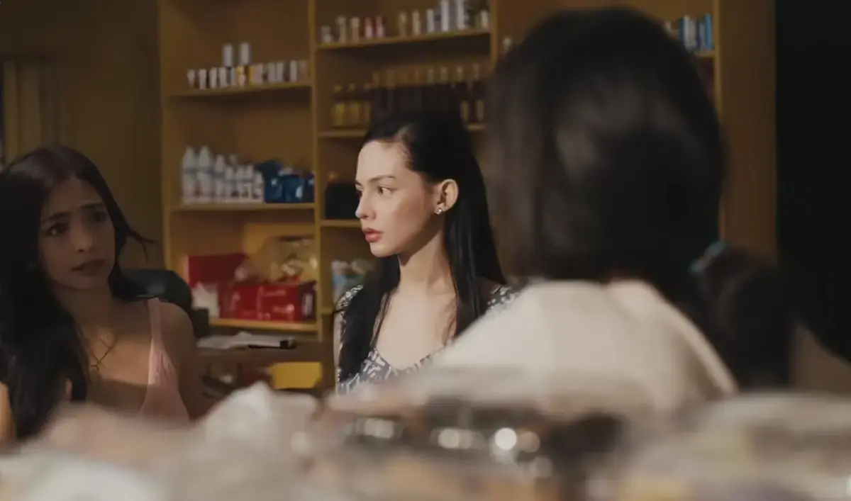 《奶油馅饼》2026菲律宾悬疑片安杰尔卡斯特罗主演-中字完整版免费在线观看-高清无删减蓝光资源下载-1080P全集无广告播放